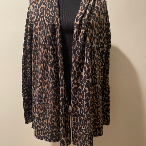 White + Warren Leopard Print Open Front Lightweight Soft Cashmere Cardigan - Picture 2 of 8